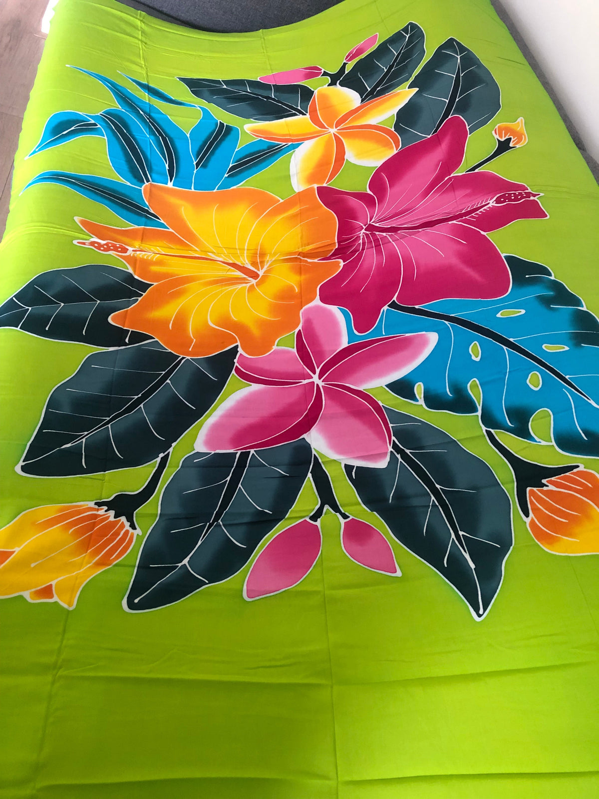 Island Bloom Sarong