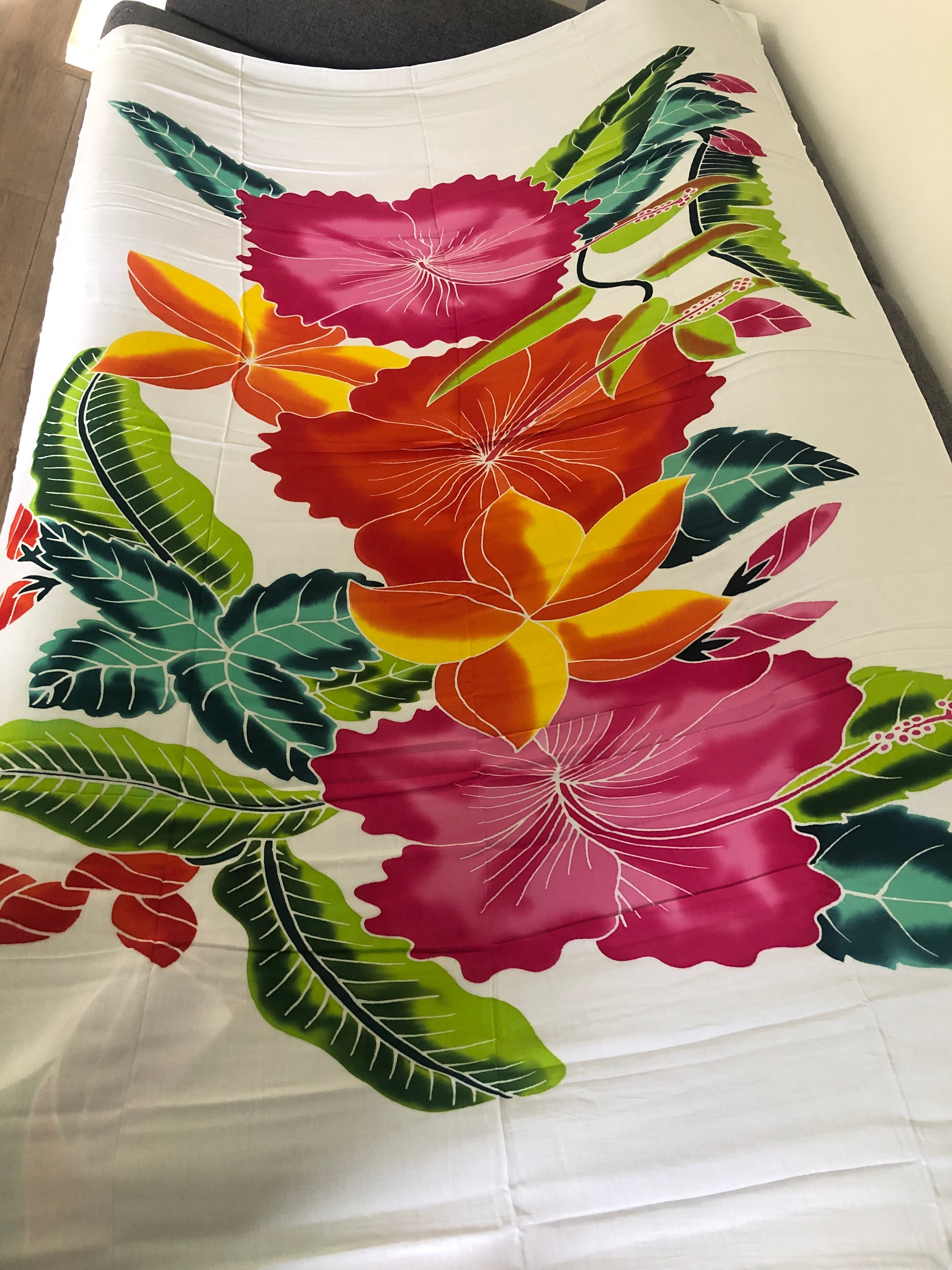 Island Bloom Sarong