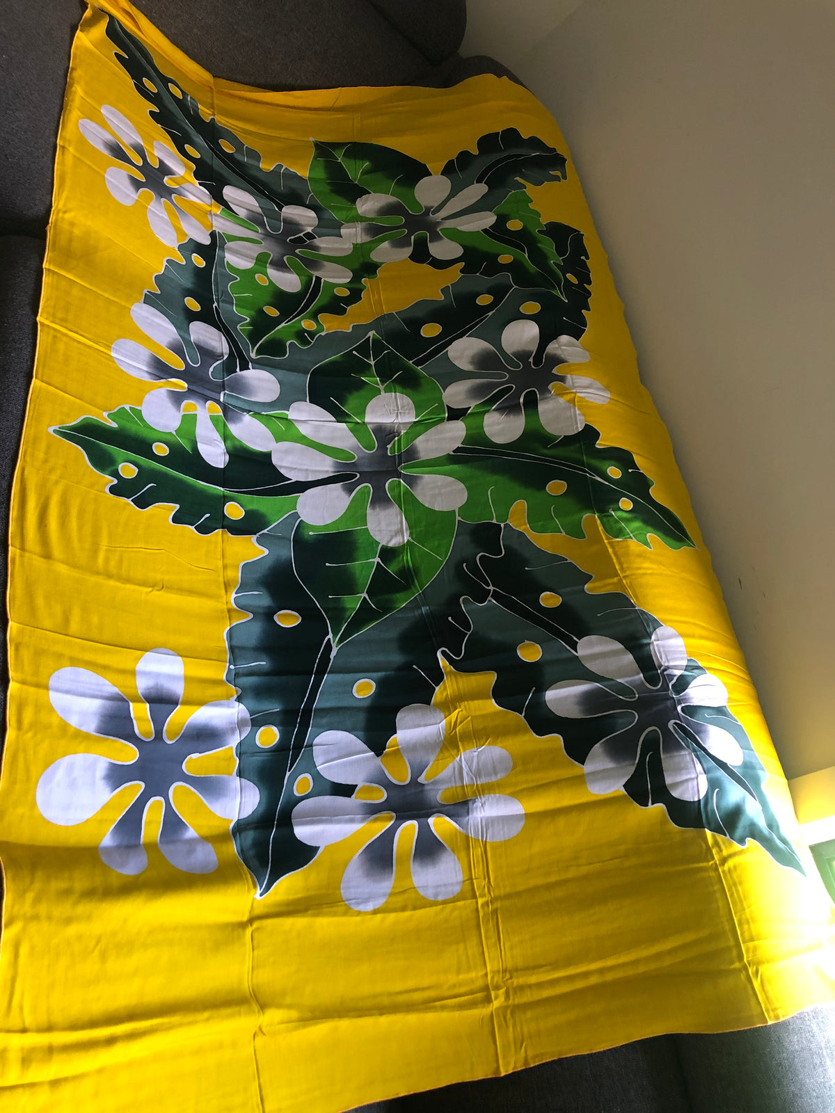 Island Bloom Sarong